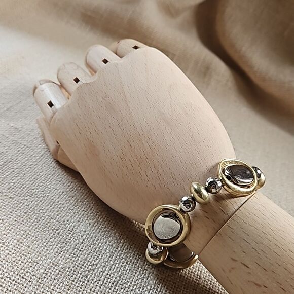 Funky 90s Two Tone Mixed Metal Stretch Bracelet - Silver & Soft Gold - Picture 6 of 9
